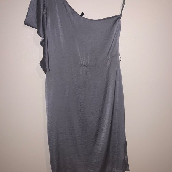 One shoulder short dress - Picture 2 of 2